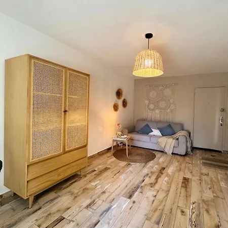 Apartamento Charme Et A Pied Saint-Raphaël